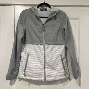 New Balance Women's Hooded Full Zip Windbreaker Grey‎ & White Size S